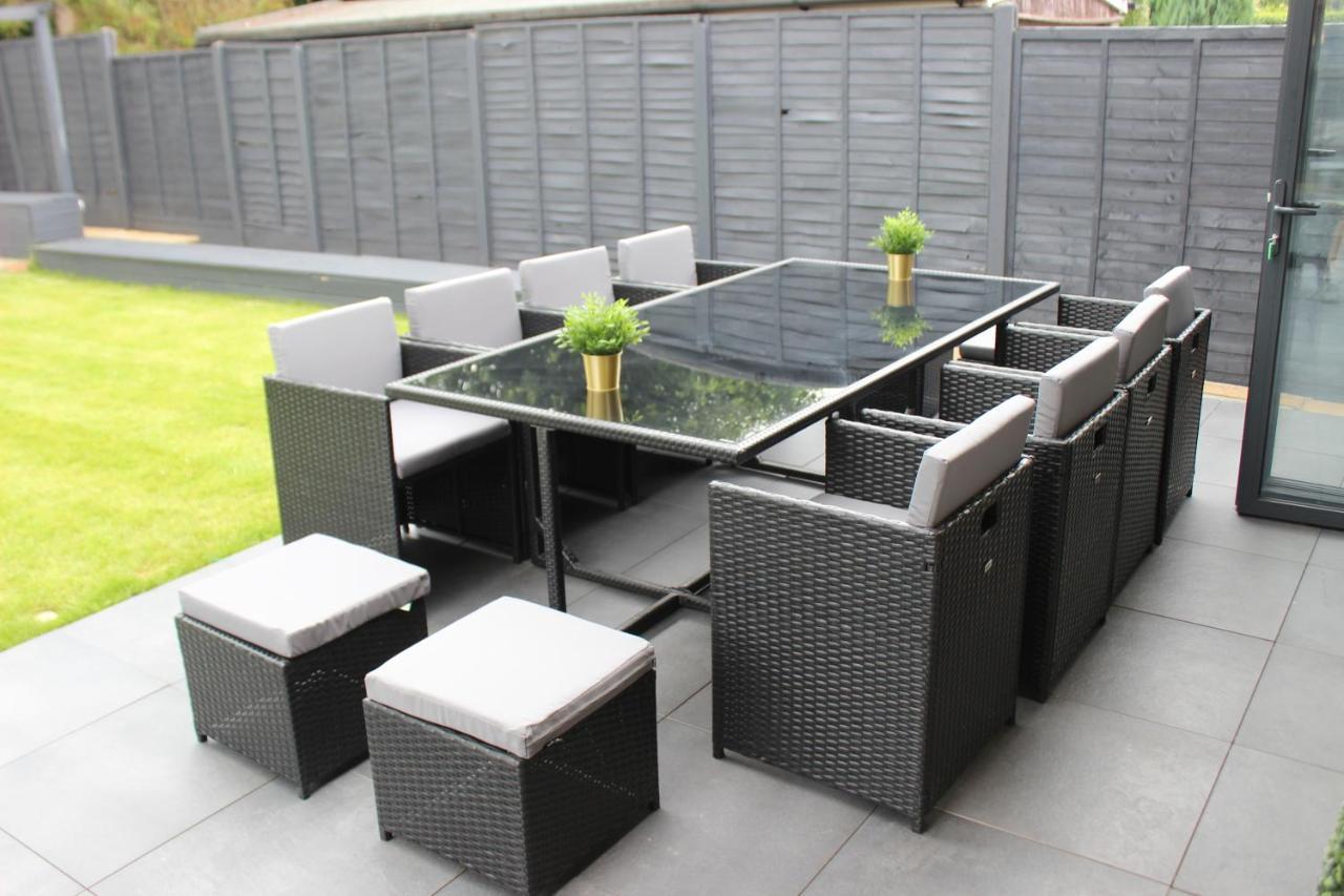Modern Spacious House - Sleeps 16, Free Parking, Sun Terrace Nuneaton Bagian luar foto
